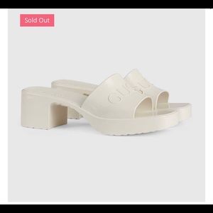 Gucci Women's Rubber Slide Sandals size 37